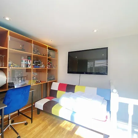 Luxury Belgrave Square Private Mews Townhouse-3