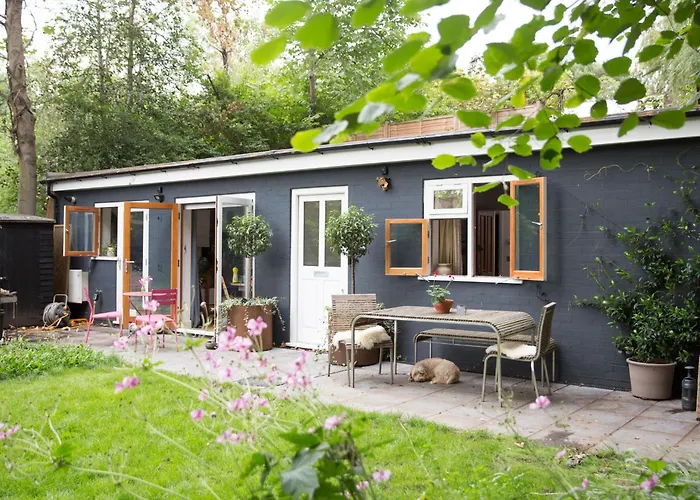 Crescent Lodge, Crouch End, London